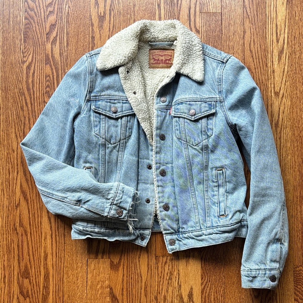 Levi's Light Blue Denim Jacket with Cream Sherpa Collar